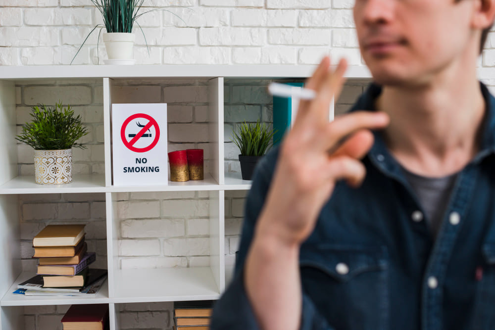 Alasan Dilarang Merokok pada Ruangan Ber-AC